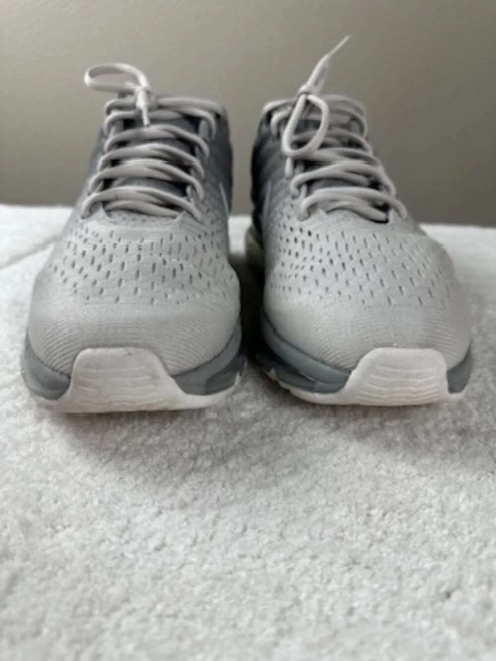Nike Air Max 2017 Men’s Size 8.5 Gray Running Athletic Sneakers 849559-005